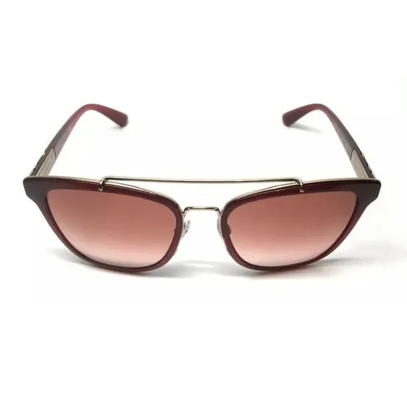 Burberry Women display picture 1